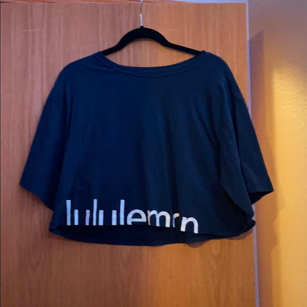 cropped lulu lemon